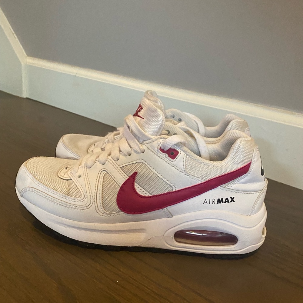 Nike air girls sneakers size